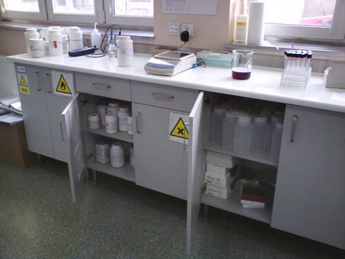 laboratoryjn (1)